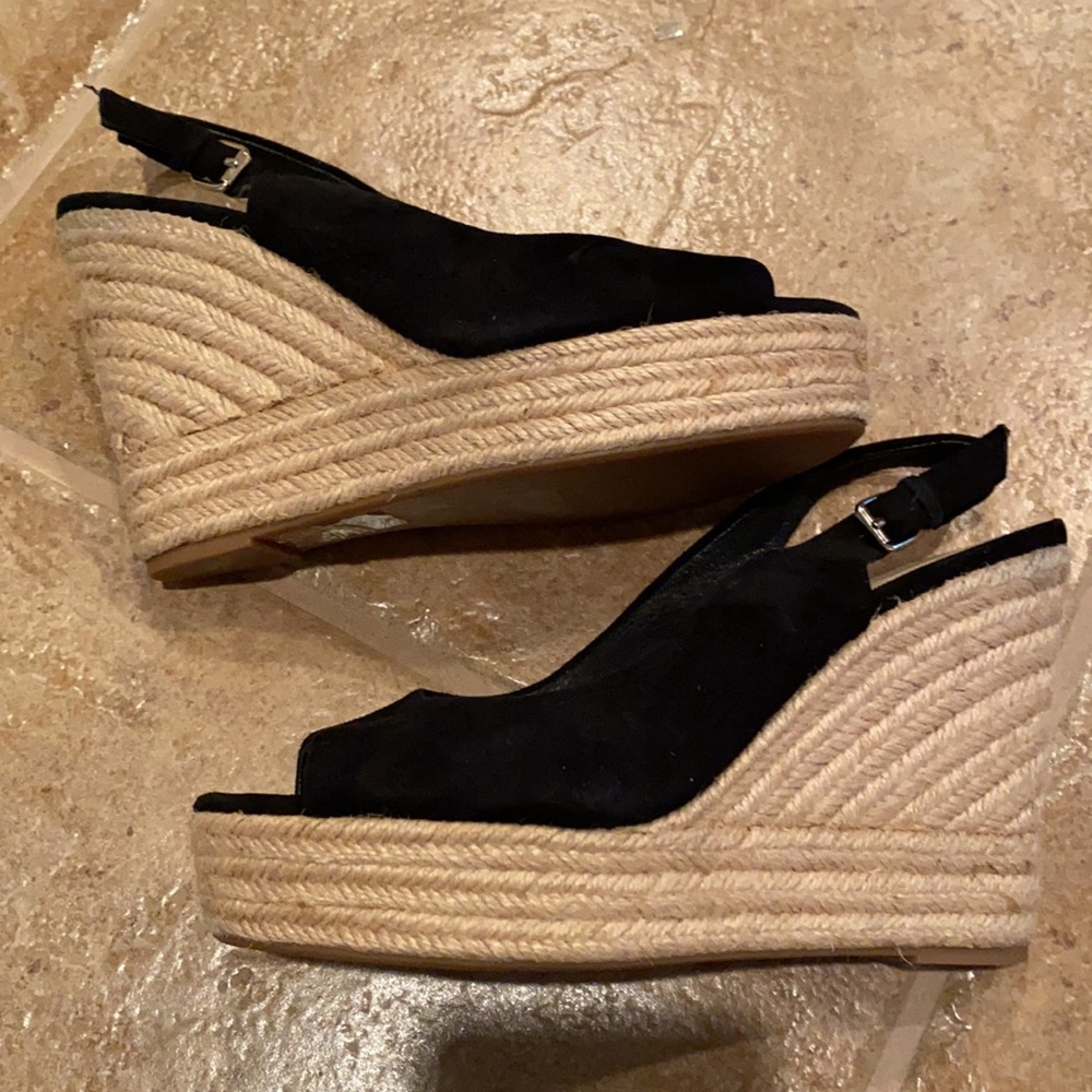 Dolce Vita Black Suede open toe wedges